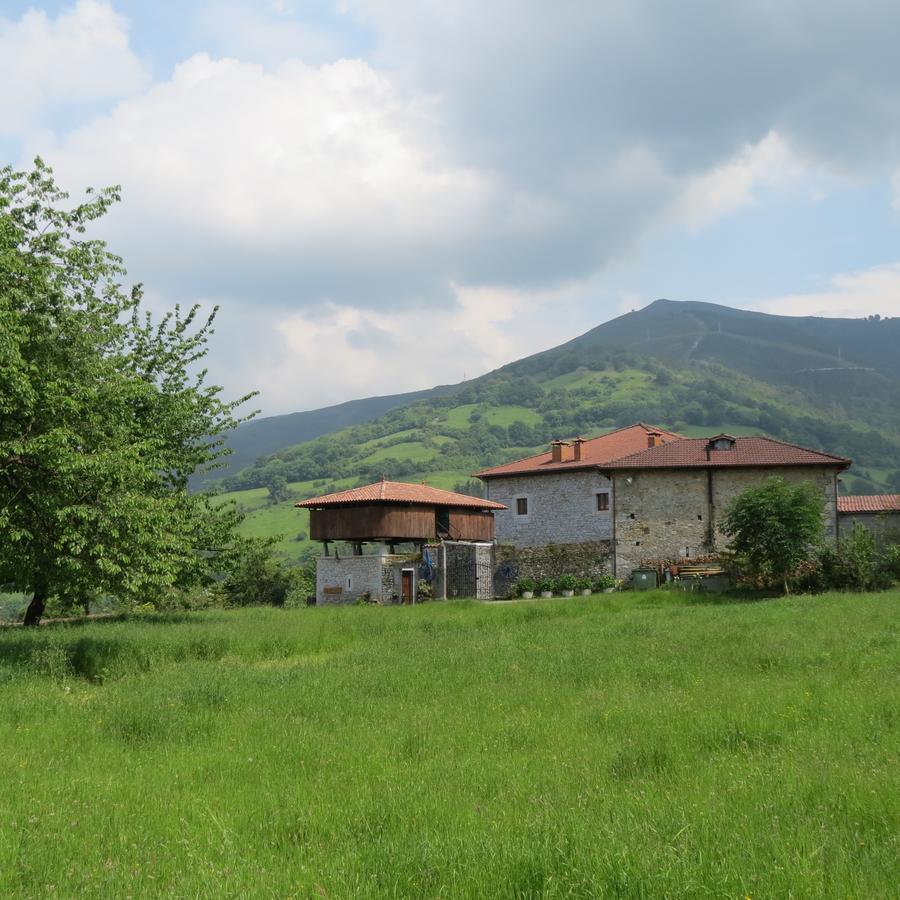 Agroturismo La Casona De Belmonte Ovinana  Exteriér fotografie