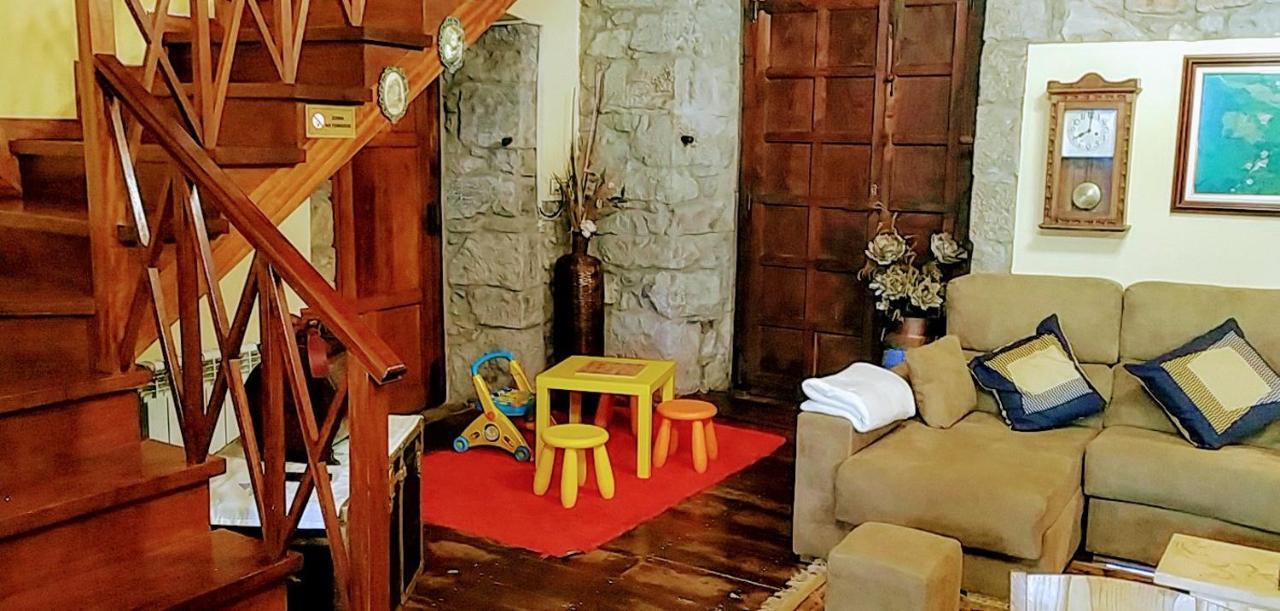 Agroturismo La Casona De Belmonte Ovinana  Exteriér fotografie